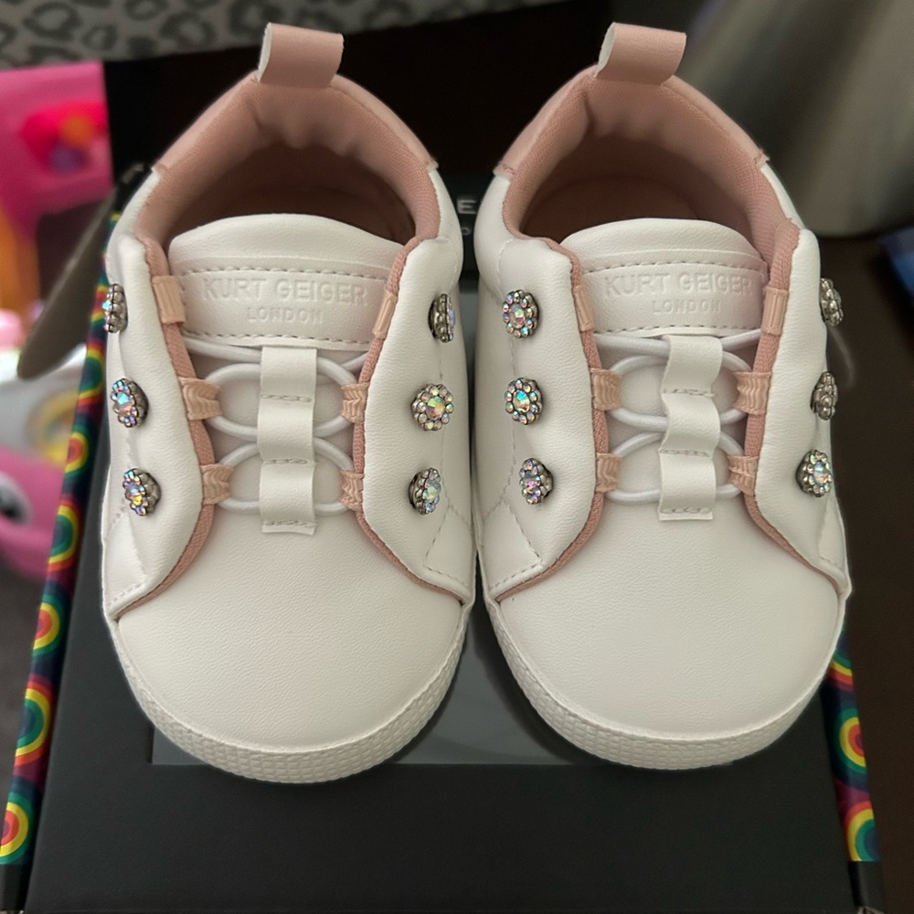 Kurt Geiger crib shoe